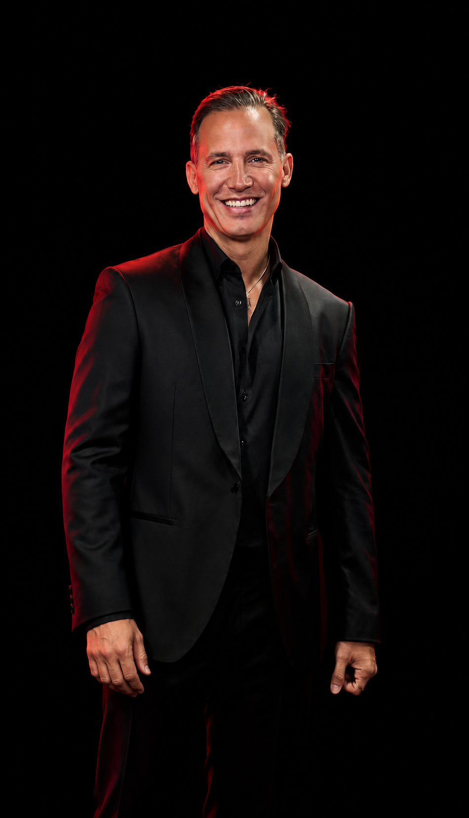 José Llano, productor